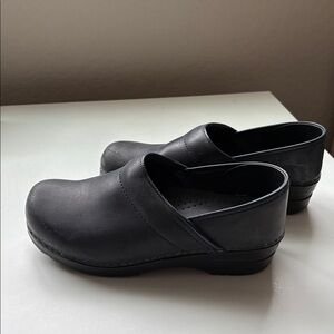 Dansko Blue Professional Clogs size 38